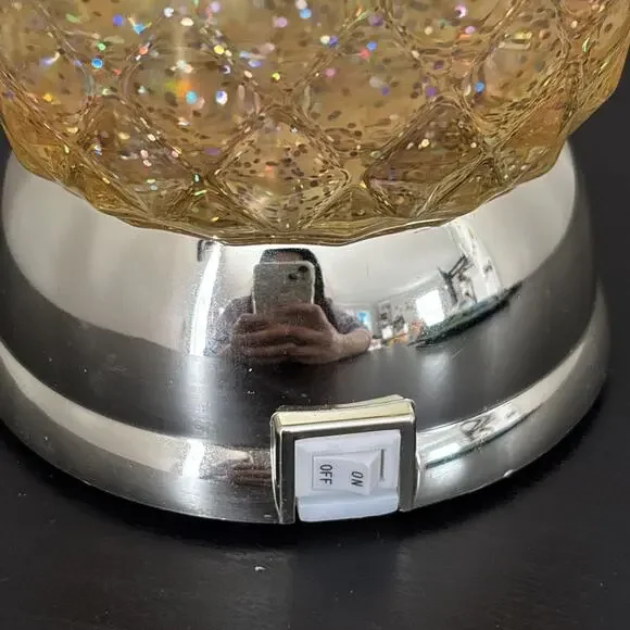 Bath & Body WORKS Pineapple Water Globe 3 Wick Candle Holder Lights Up 2022 - Picture 4 of 8